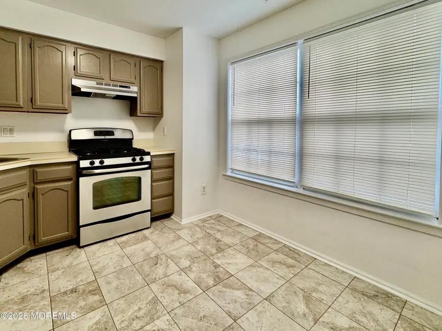 407 Hampton Court, Manalapan, NJ 07726 - #3
