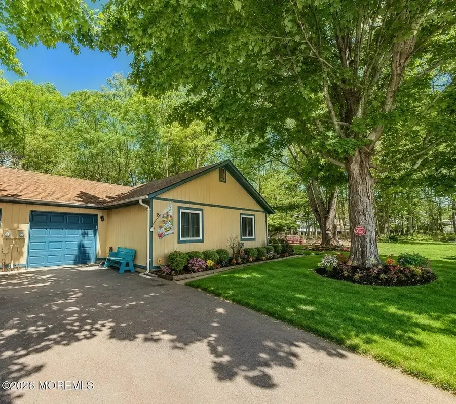 8 Seagull Lane, Howell, NJ 07731 - #2