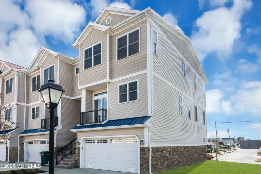27 Jeffrey Drive, Mystic Island, NJ 08087 - #2