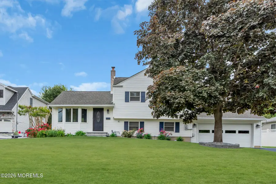 34 Millbrook Drive, Middletown, NJ 07748 - #2