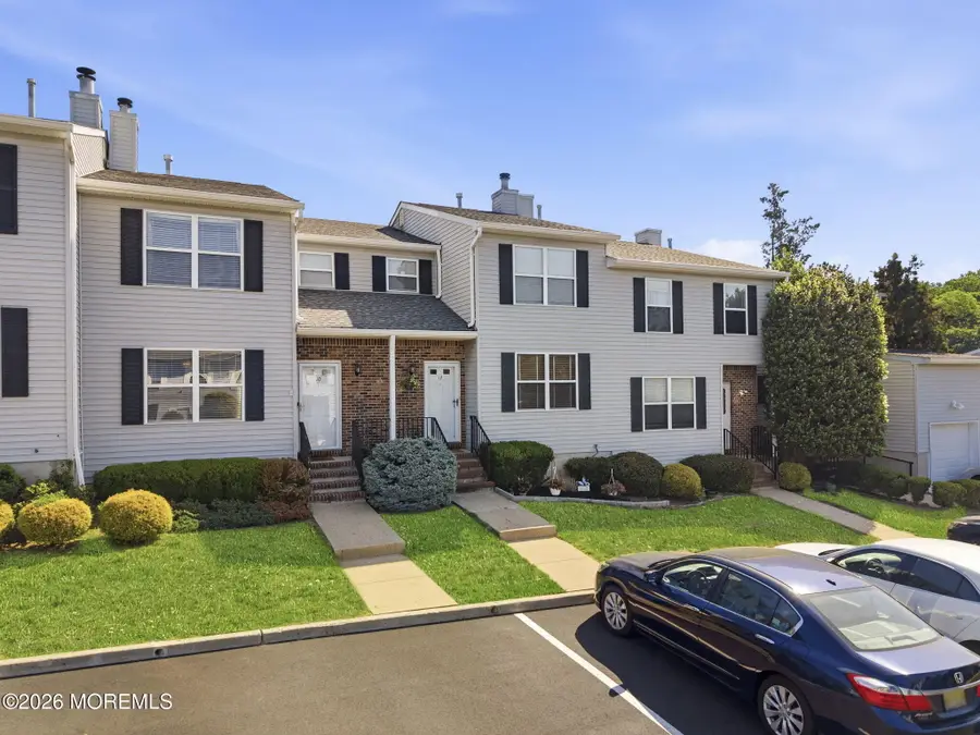 10 Peachtree Lane #303, Jamesburg, NJ 08831 - #3