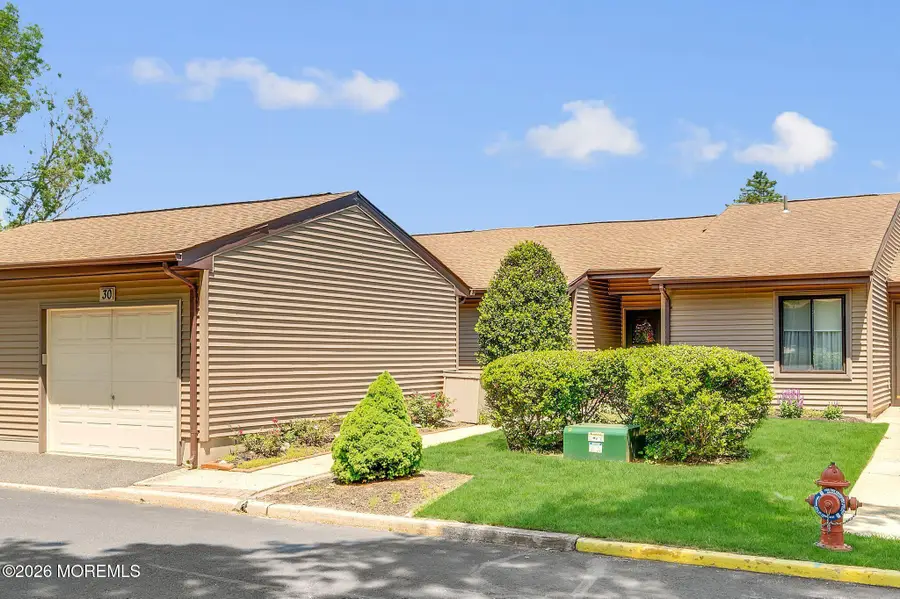 30 Concord Court, Red Bank, NJ 07701 - #3