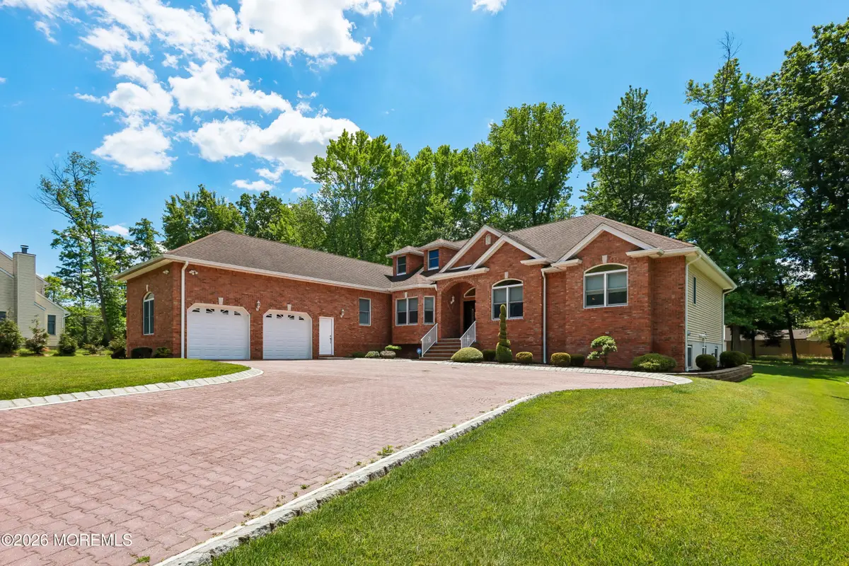 3 Kristin Court, Manalapan, NJ 07726 - #1