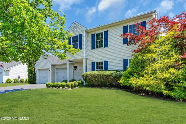 37 Grand Teton Avenue, Howell, NJ 07731