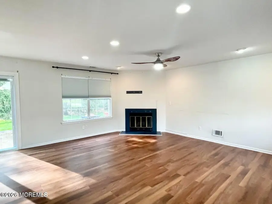 21 Evergreen Drive, East Windsor, NJ 08520 - #3