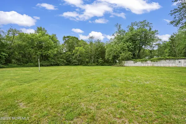 438 Bennetts Mills Road, Jackson, NJ 08527