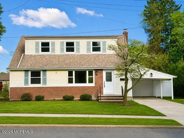 27 Runyon Avenue, Freehold, NJ 07728