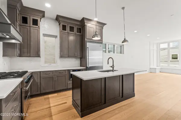 9 South Street, Sea Bright, NJ 07760