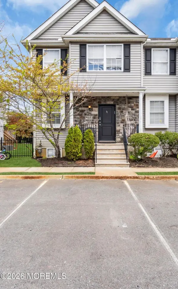 11 Rivka Lane, Lakewood, NJ 08701