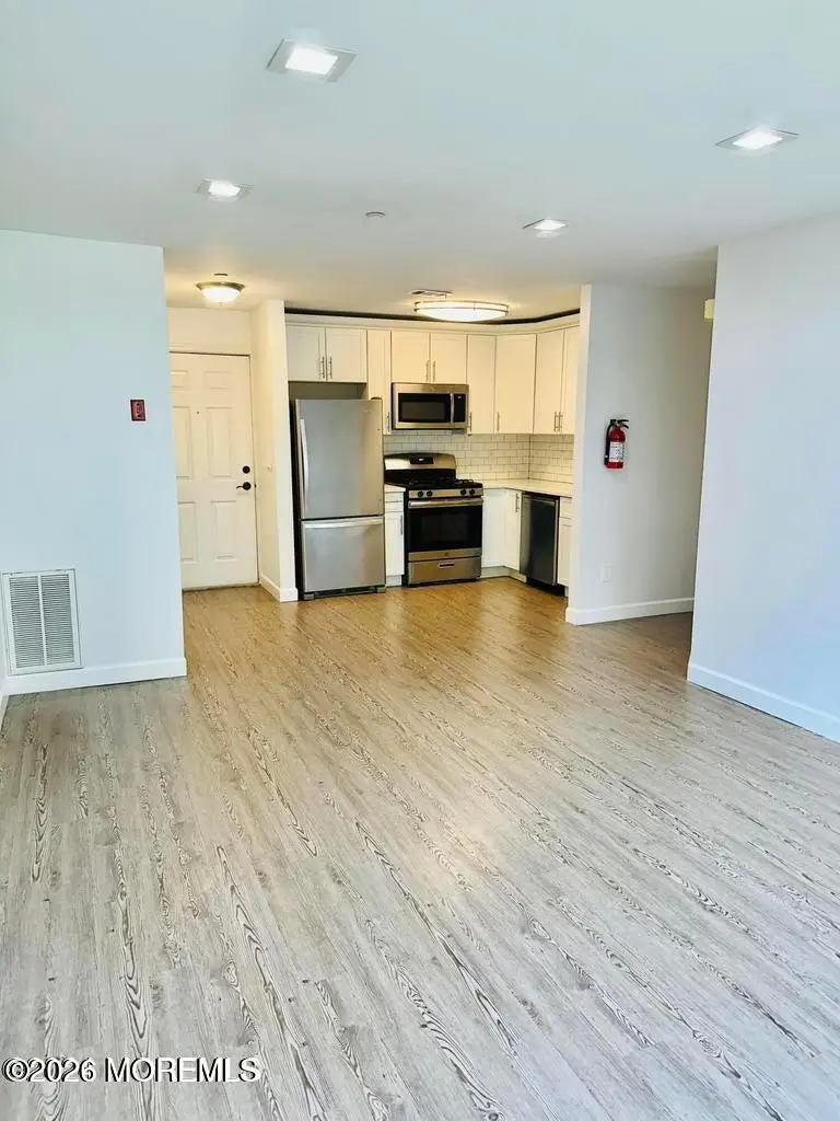 76 Des Moines Court, Tinton Falls, NJ 07712 - #3