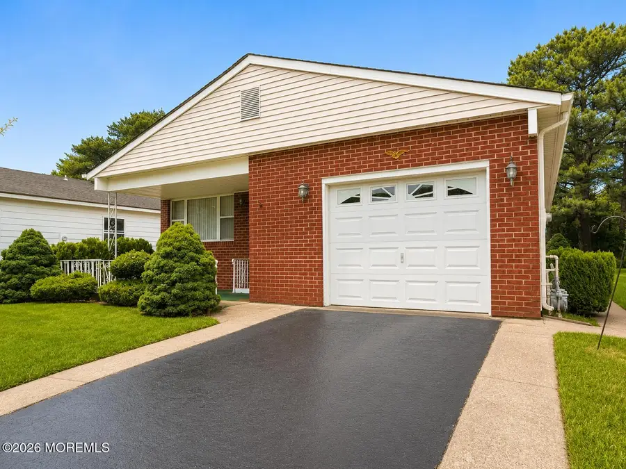 21 Guadalajara Drive, Toms River, NJ 08757 - #2