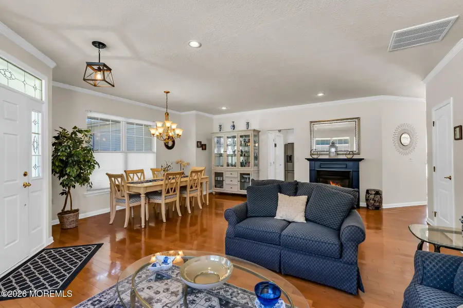 39 Silverside Road, Lakewood, NJ 08701 - #2