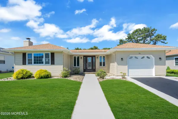 51 Trent Drive, Toms River, NJ 08757