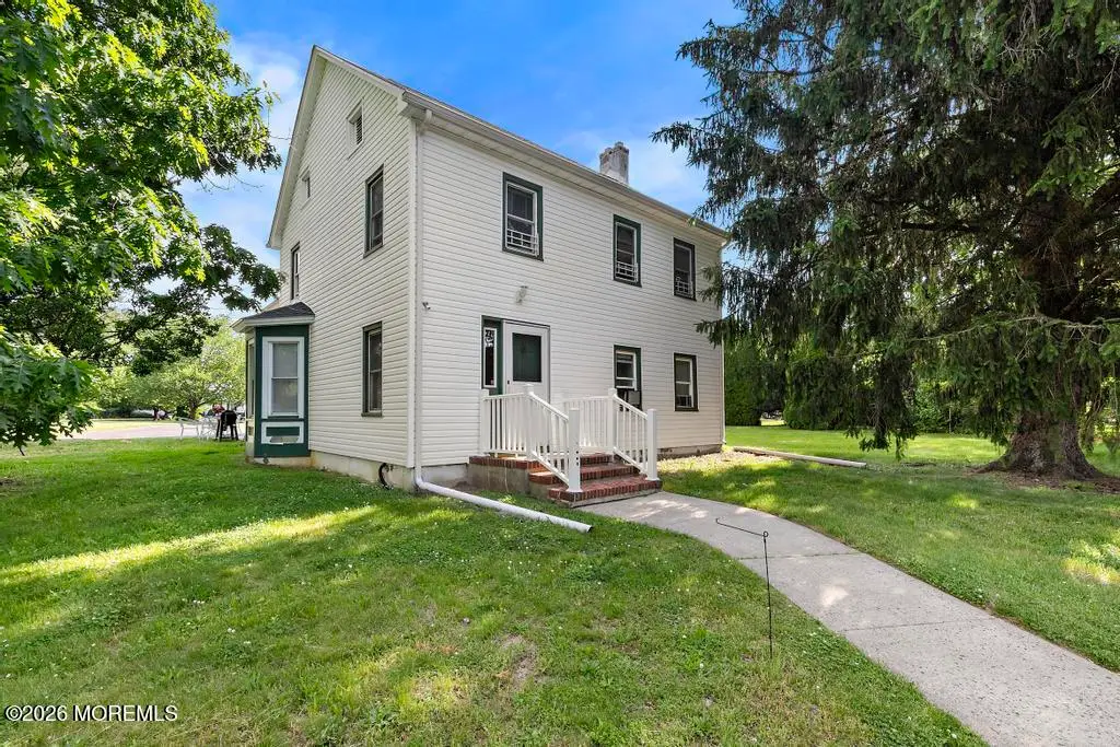 472 Buckelew Avenue, Monroe, NJ 08831 - #1
