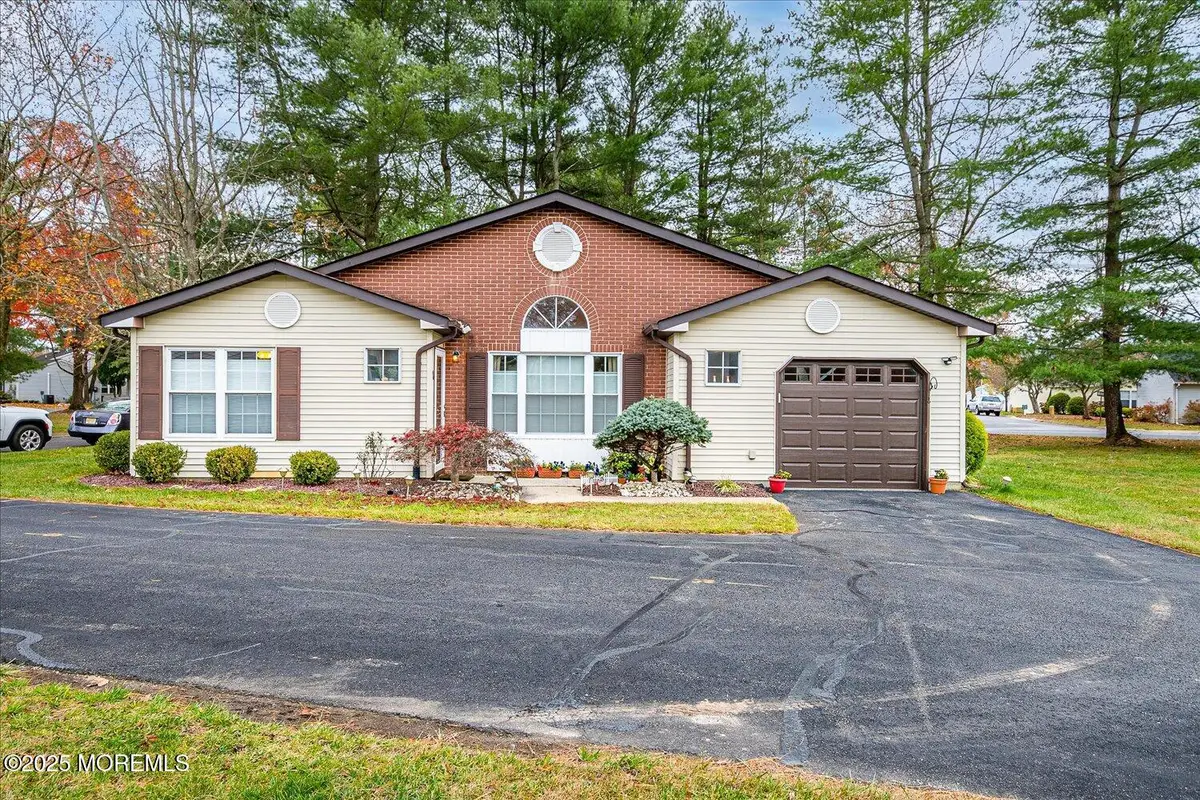 1 Linton Close, Freehold, NJ 07728 - #1