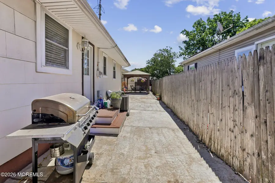 525 Jackson Avenue, Brick, NJ 08723 - #3