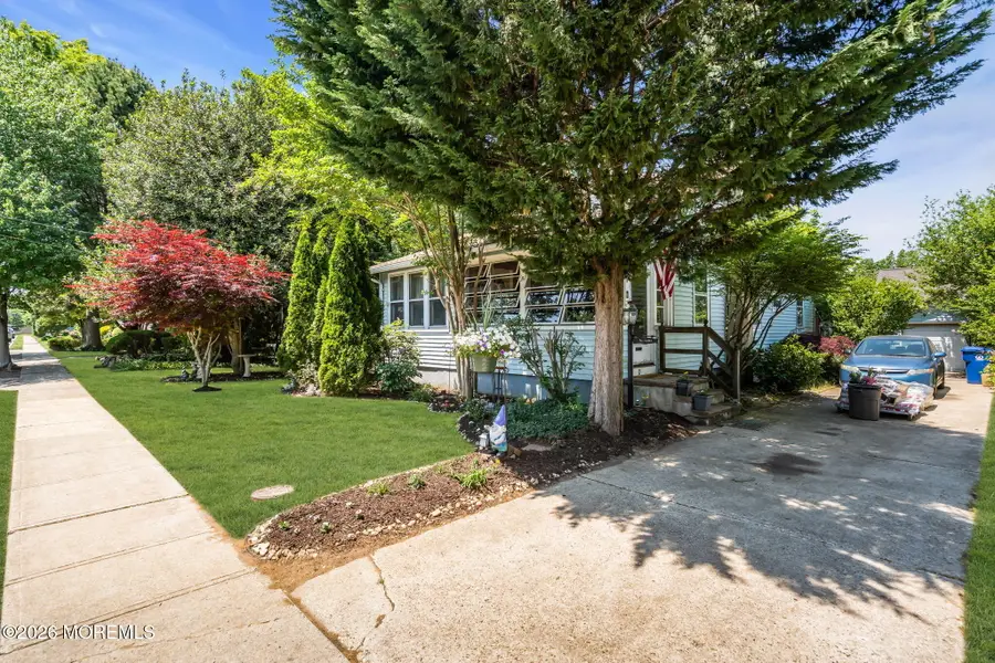 24 Foster Street, Middletown, NJ 07701 - #2