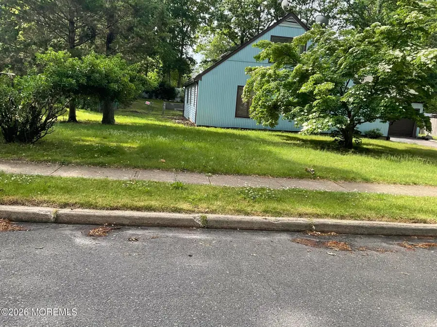 7 Winchester Drive, Jackson, NJ 08527 - #3