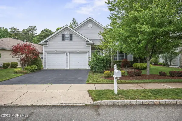20 Spencer Drive, Jackson, NJ 08527