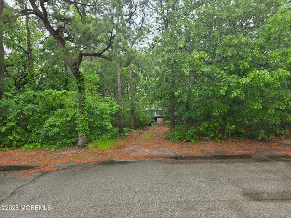 1332 Seventh Avenue, Toms River, NJ 08757