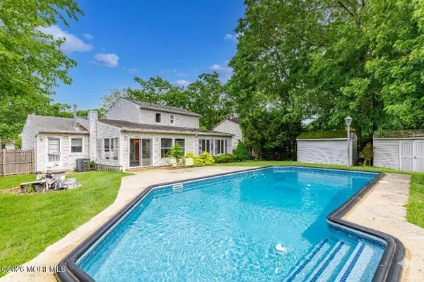 608 Huckleberry Lane, Toms River, NJ 08753