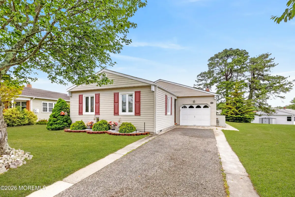 25 Plymouth Drive, Toms River, NJ 08757 - #1