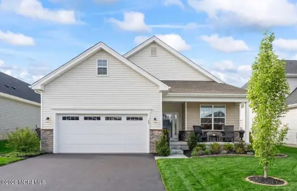 38 Keeneland Road, New Egypt, NJ 08533
