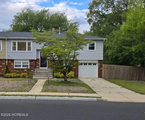 2032 Adams Avenue, Toms River, NJ 08753