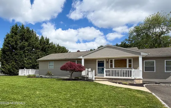 955 Stamler Drive, Toms River, NJ 08753