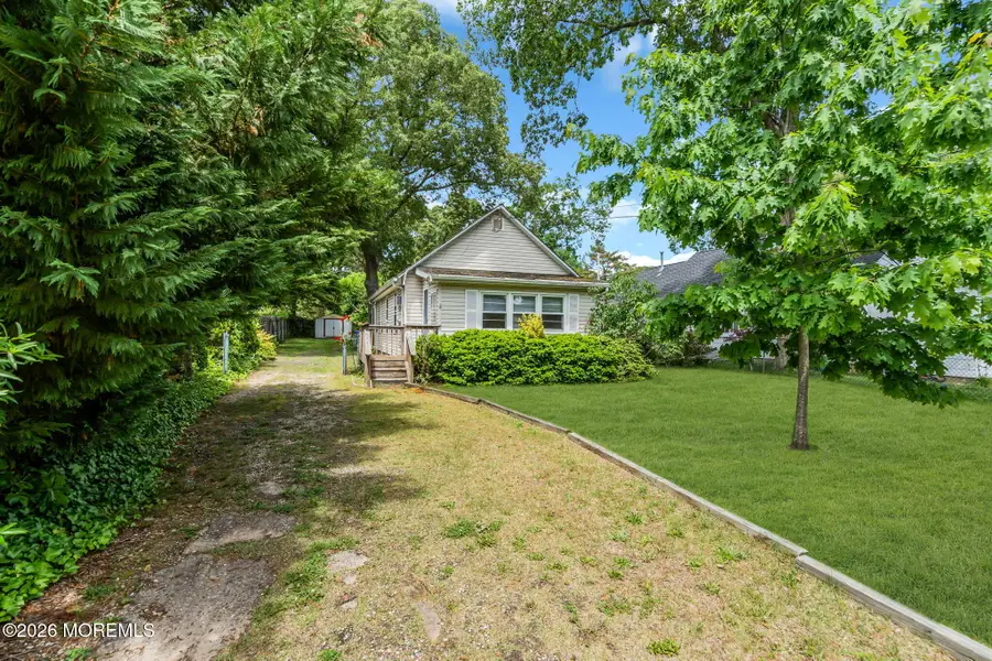 335 Elizabeth Avenue, Toms River, NJ 08753 - #2
