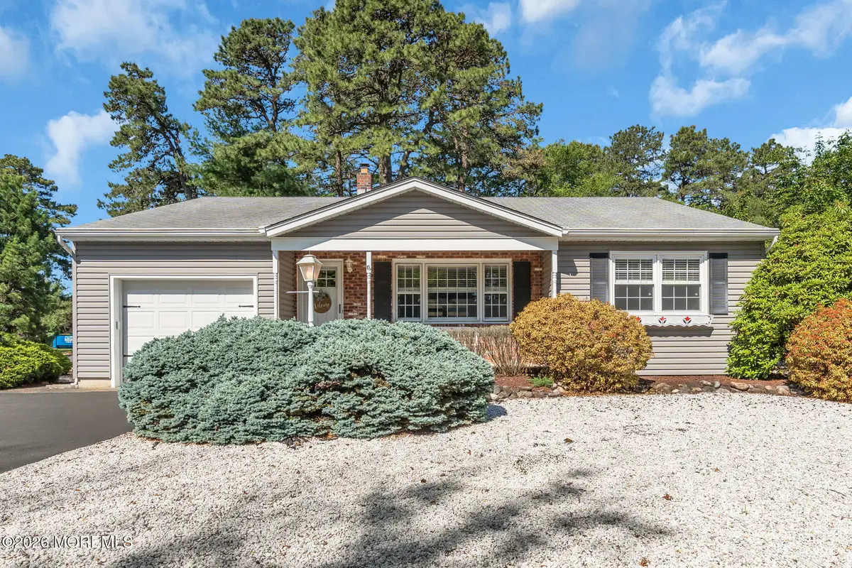 31 Millbrook Court, Toms River, NJ 08757 - #1