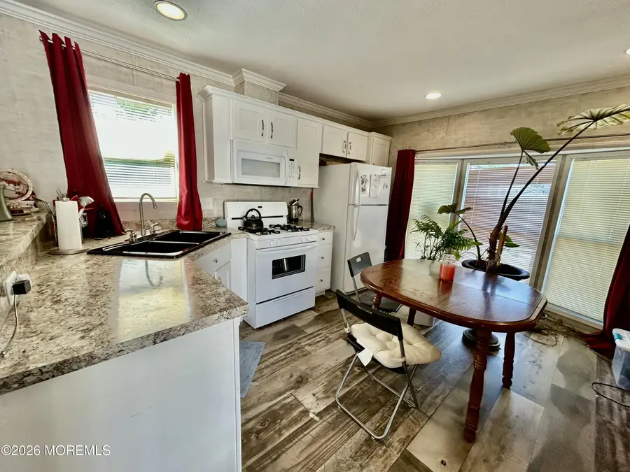 31 Monique Circle, Hazlet, NJ 07730 - #2