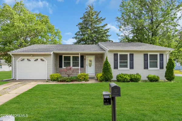 49 Chelsea Drive #73, Whiting, NJ 08759