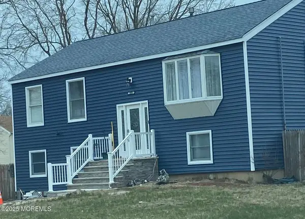 913 Revere Court, Toms River, NJ 08753