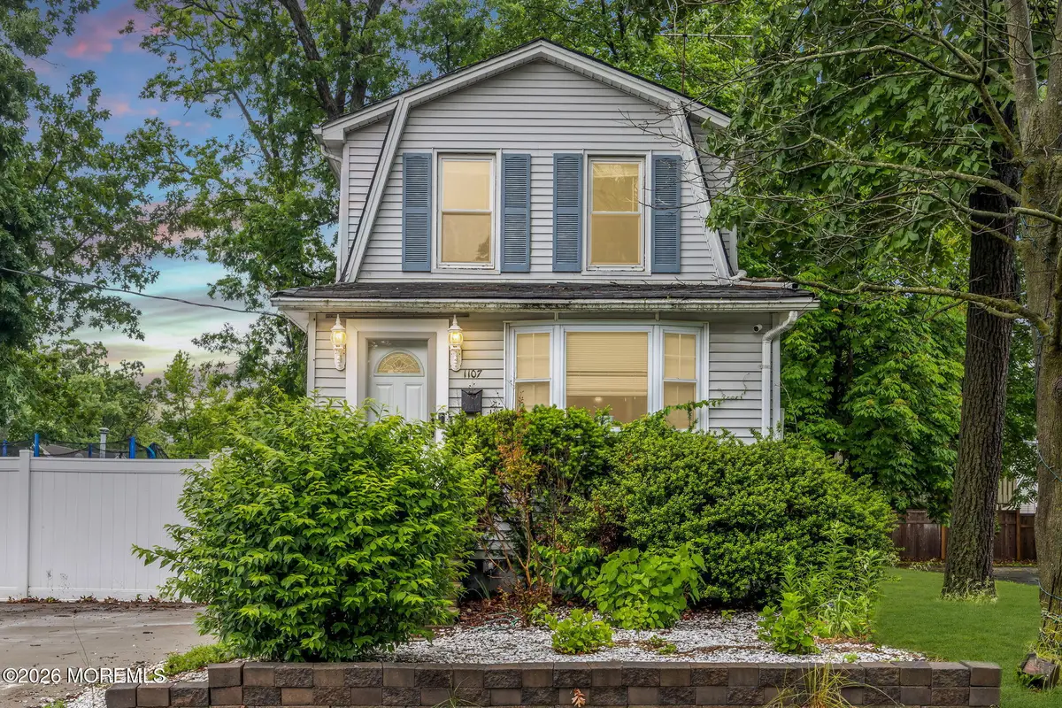 1107 Cook Avenue, Laurence Harbor, NJ 08879 - #1