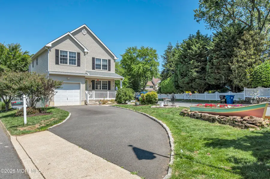 4 Wood Avenue, Middletown, NJ 07758 - #2