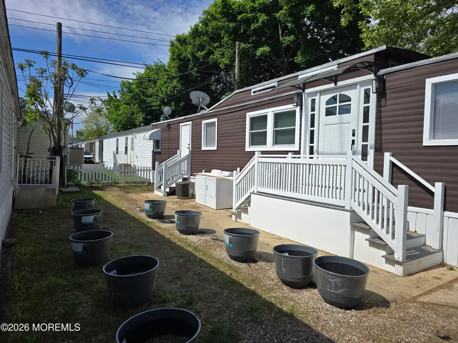 9 Monique Circle, Hazlet, NJ 07730 - #3