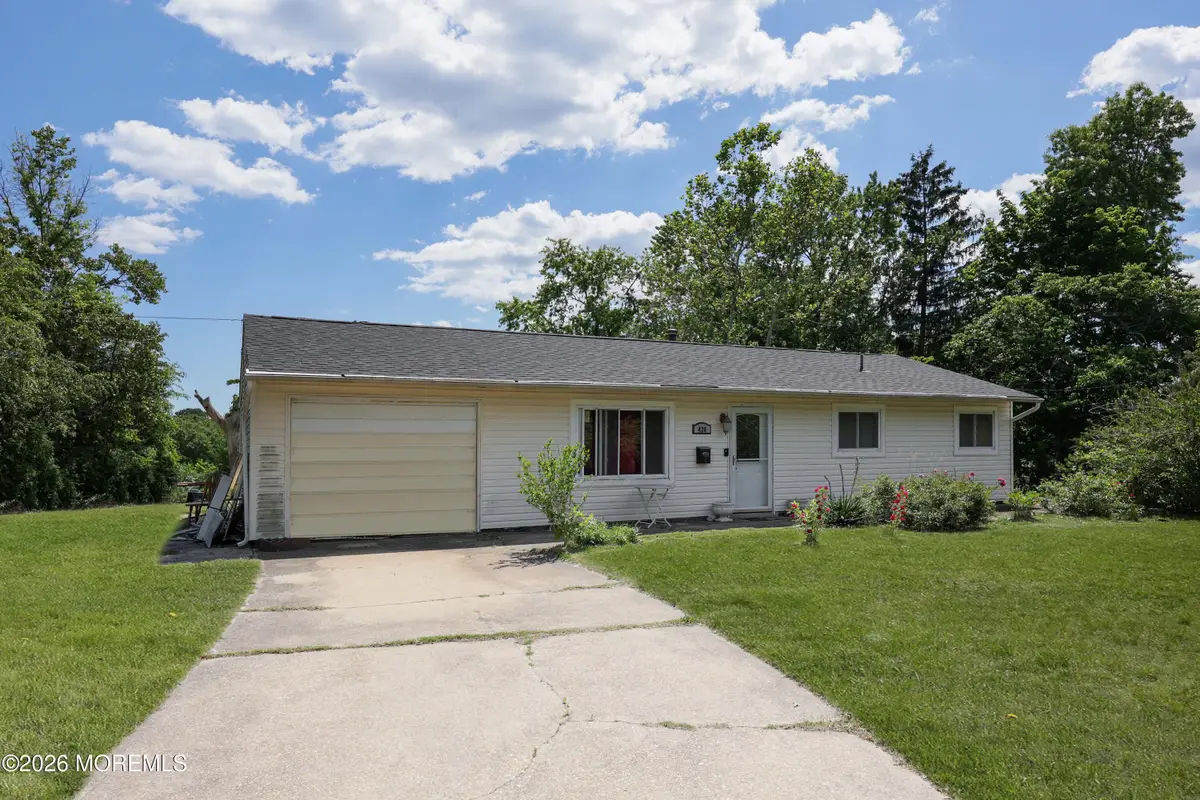 426 Applegate Avenue, Toms River, NJ 08757 - #1
