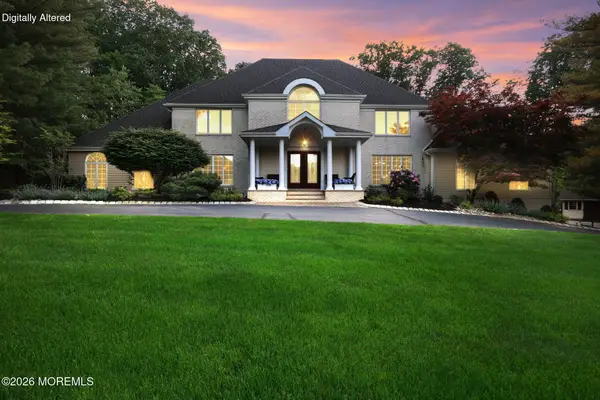 10 Country Club Lane, Marlboro, NJ 07746