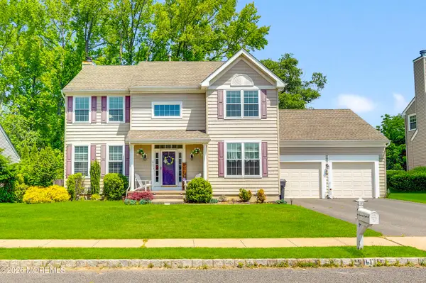 61 Danella Way, Howell, NJ 07731