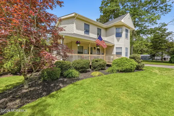 482 Clifton Avenue, Bayville, NJ 08721
