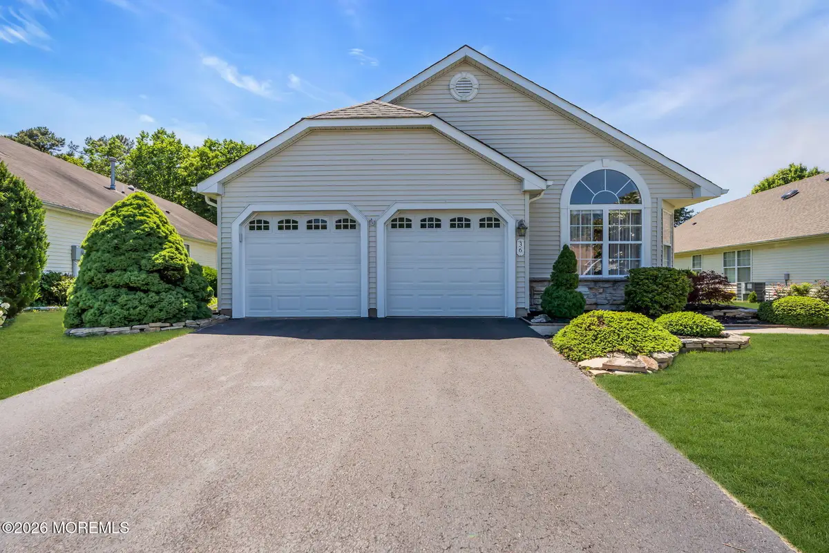 36 Strawberry Lane, Lakewood, NJ 08701 - #1