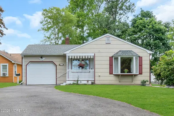 19 Newark Avenue, Manasquan, NJ 08736