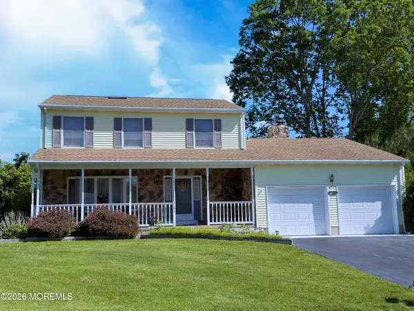 2104 Serpentine Drive, Lacey, NJ 08734