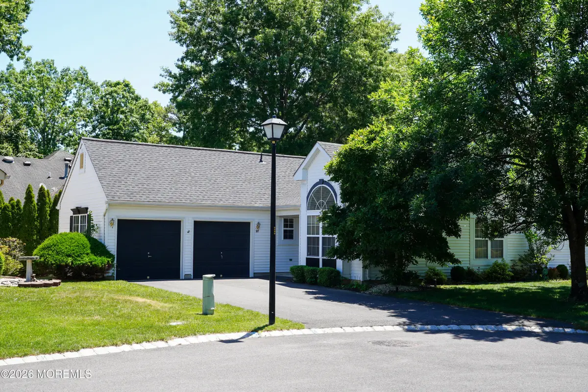 21 Tudor Court, Jackson, NJ 08527 - #1