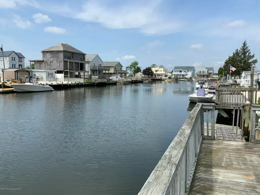33 Dory Drive, Mystic Island, NJ 08087 - #3