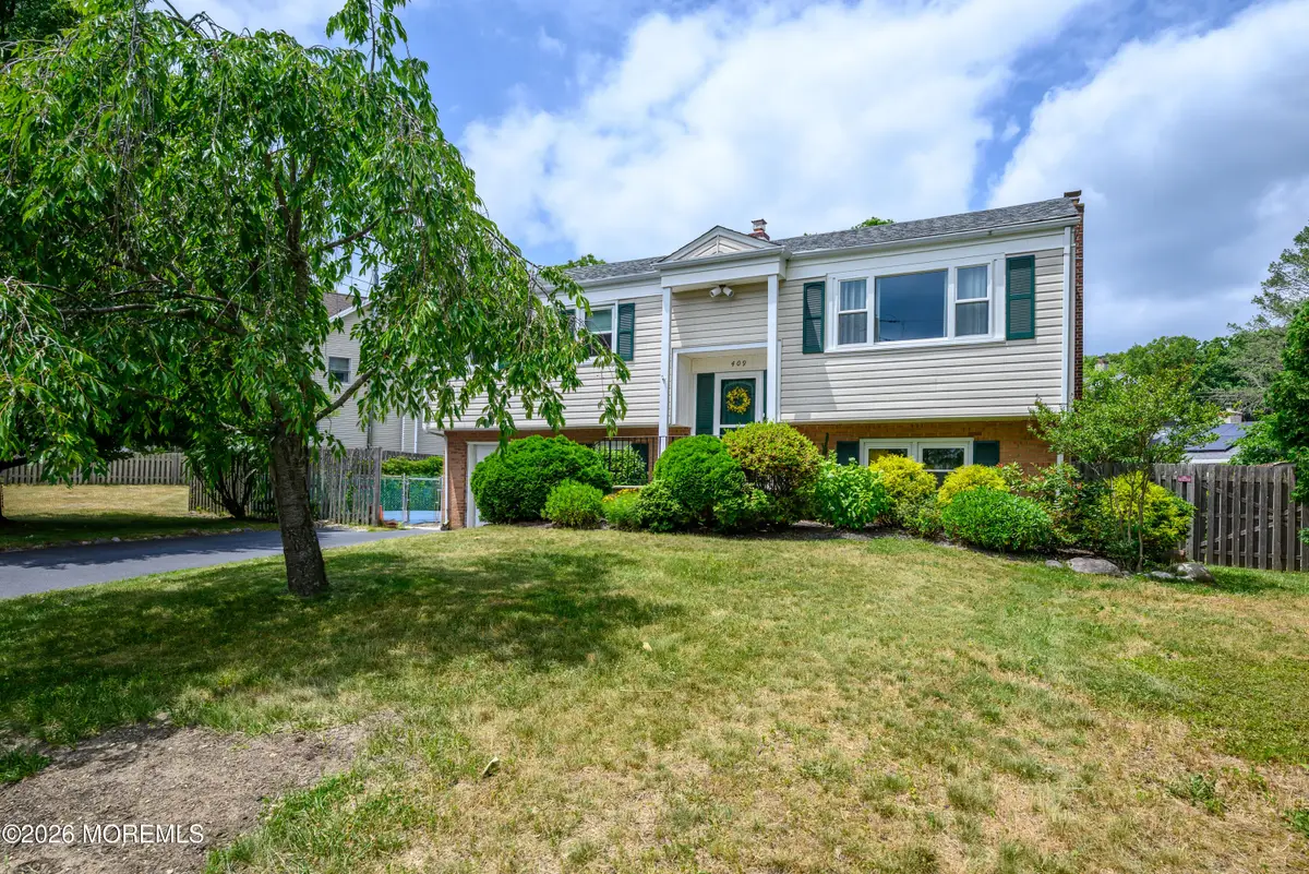 409 Fairfield Way, Shark River Hills, NJ 07753 - #1
