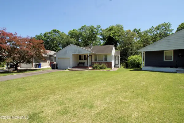 47 Coral Bell Holw Hollow, Toms River, NJ 08755