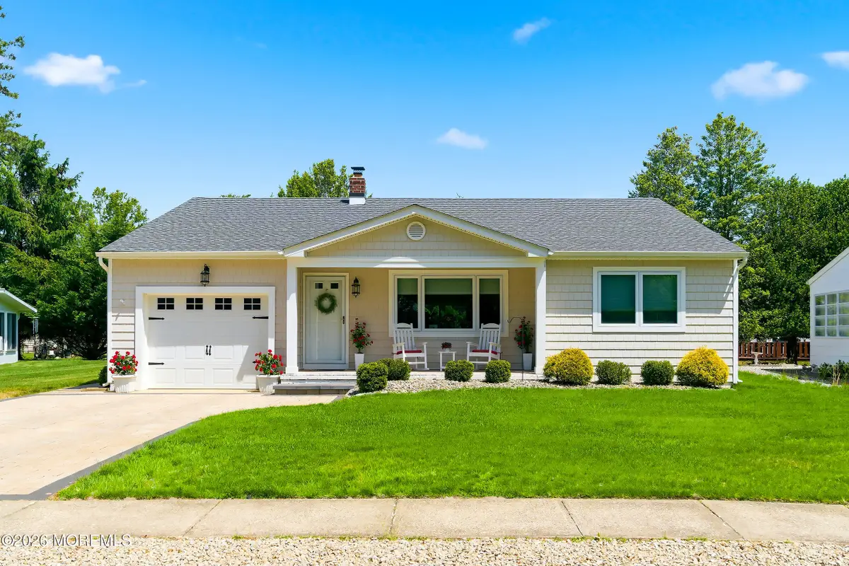 16 Crescent Drive, Toms River, NJ 08757 - #1
