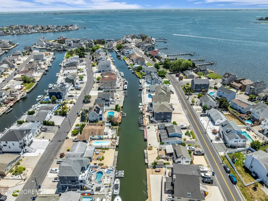 318 Silver Bay Road, Toms River, NJ 08753 - #3